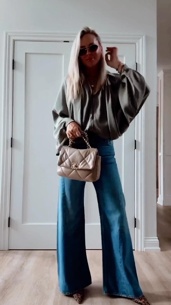 when Amazon quietly drops the outfit & the internets favorite jeans are finally back🤏🏼💯! Comment LTK to shop!

I just ordered these Amazon shackets in more colors😍! They’re perfection for fall and can be worn as tops now and later!🤏🏼💯🍂 Worth it ladies! Jeans go quickly! Flattering on all body types I promise you won’t regret these! 

Fall style, jeans, denim, affordable fashion, layers, crop trench, weekend, Chicago, style over 40, women’s fashion, fall outfits, fall 2026, bubble hem, trench coat, style finds, fall looks, heels,