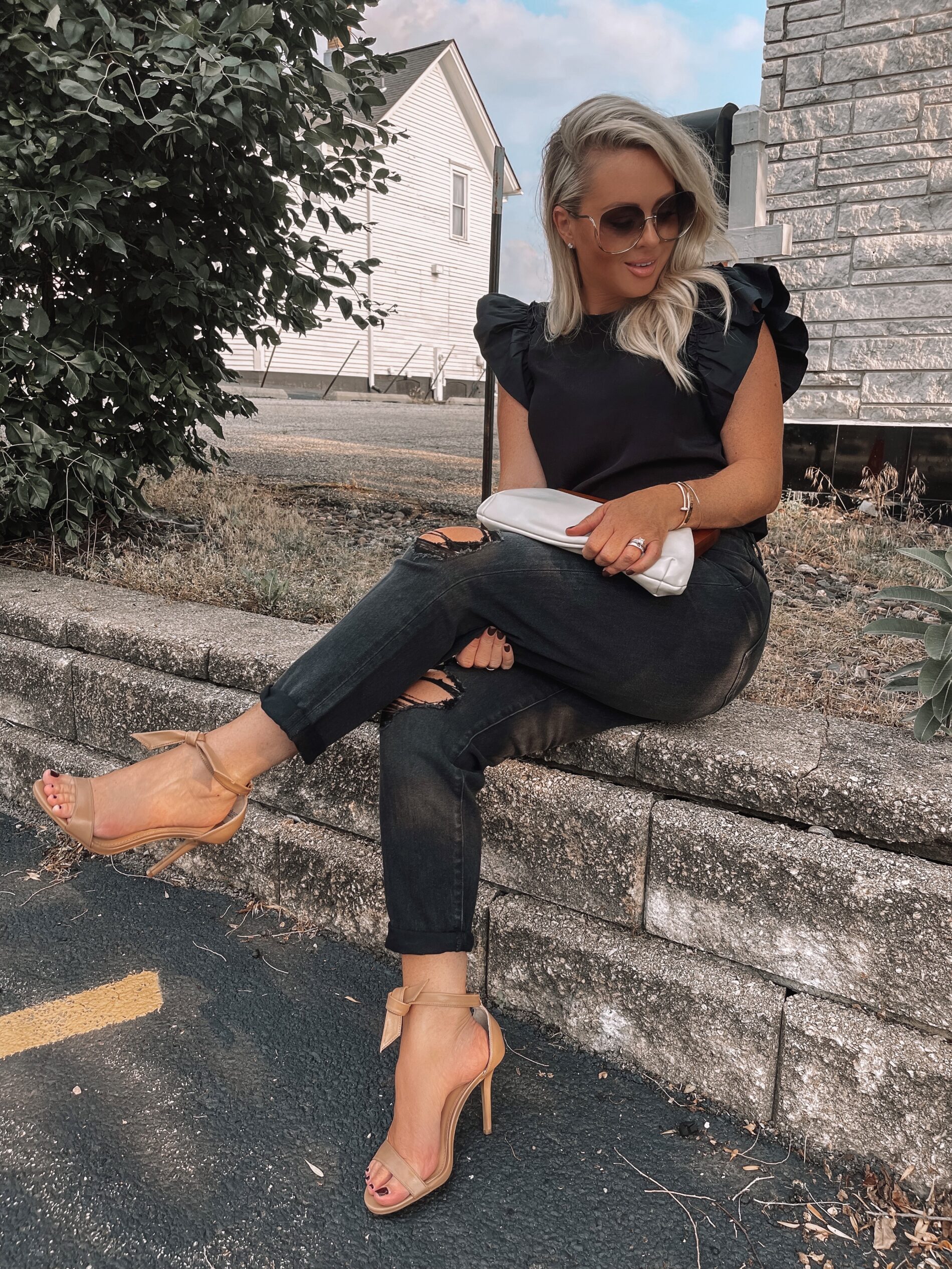 3 Easy Date Night styles - Outfit Inspiration | The Lillie Bag