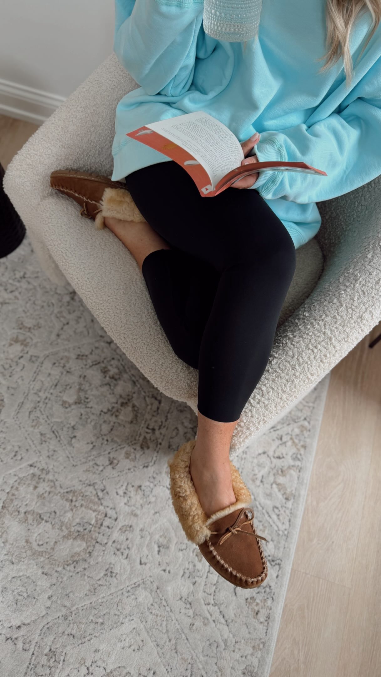 #ad 📚these are all the books we’re rotating right now—mix of school reading + fun ones. Aubrey has to read 30 min every night, so we’re always grabbing new ones to keep it fun 🤍 all from @target ! 
Comment: BOOKS for a DM to shop or head to my @shop.ltk! 

https://liketk.it/63XEV

#target #targetfinds #targetstyle #targetpartner. books. reading. momlife. kidsbooks